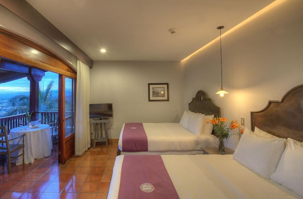 Alta Las Palomas Hotel Сан Хосе Екстериор снимка