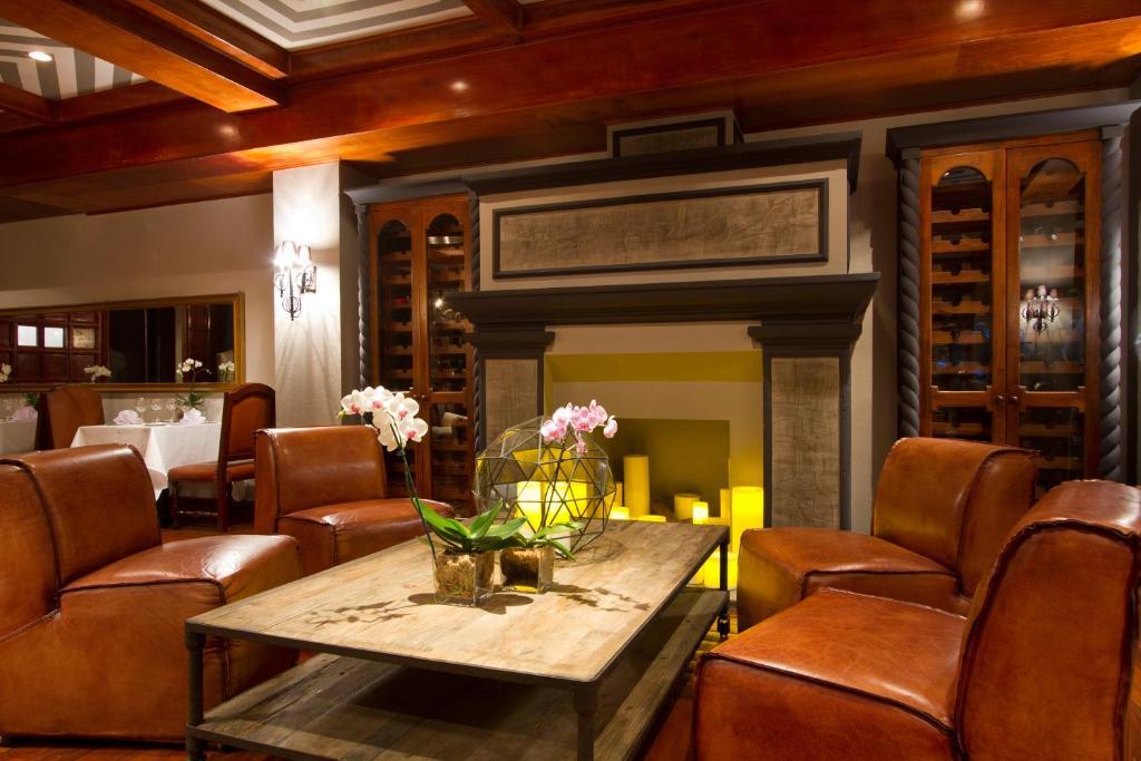 Alta Las Palomas Hotel Сан Хосе Екстериор снимка